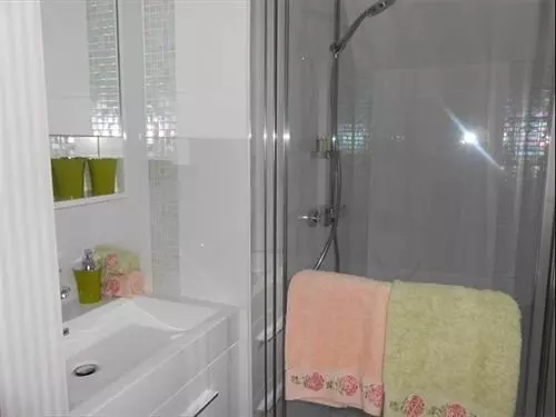 Отель Aux Marguerites