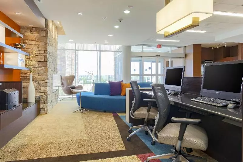 酒店 Fairfield Inn & Suites By Marriott Pleasanton