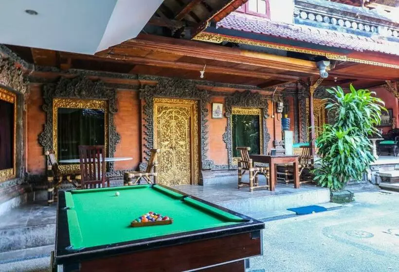Capital O 1666 Grand Pudjawan Hotel Near Kuta Beach