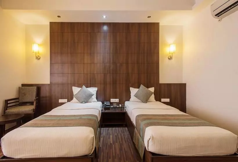 ホテル Capital O 705  Siddharth Inn