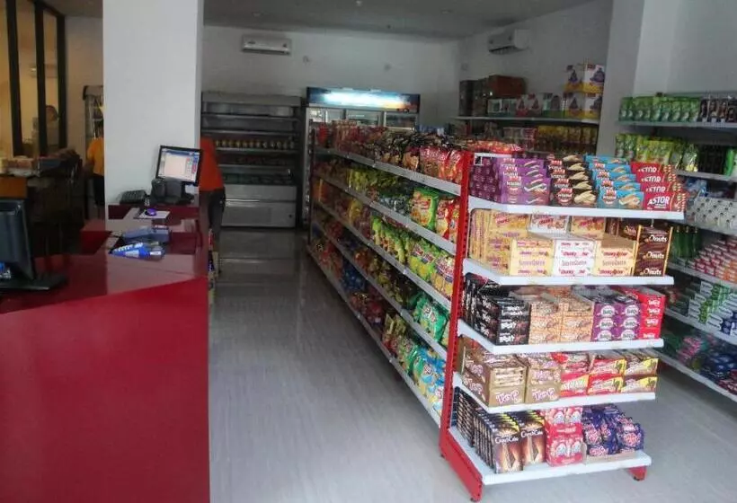 Top Hotel Manado By Gran Puri