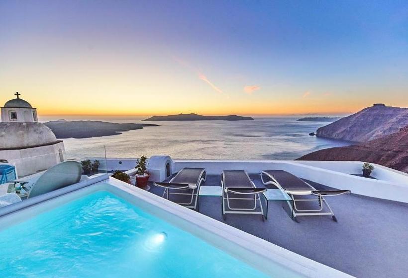 فندق Trieris Villa & Suites