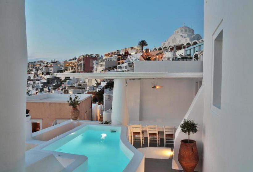 فندق Trieris Villa & Suites