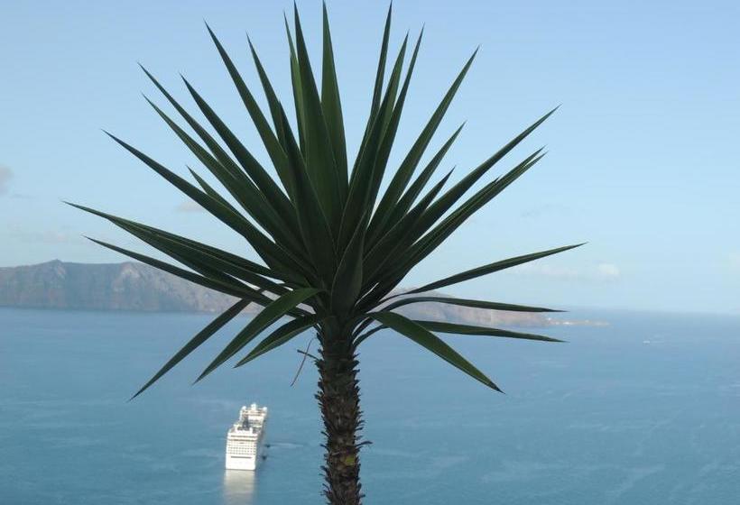 فندق Trieris Villa & Suites