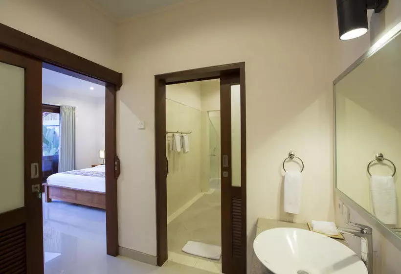 Kubal Villa & Restaurant