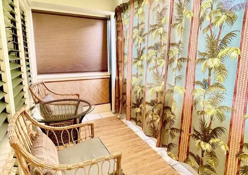 Pension Big Island Retreat