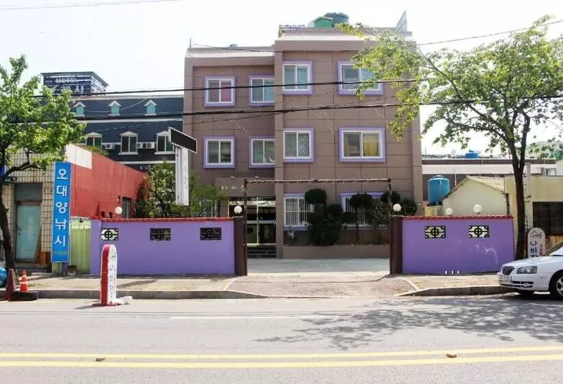 Majatalo Nabizam Motel