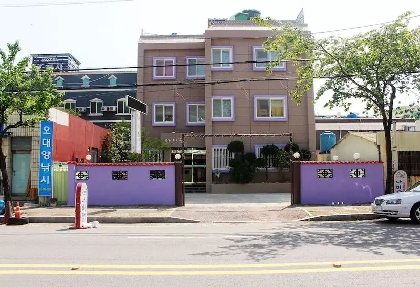 Majatalo Nabizam Motel