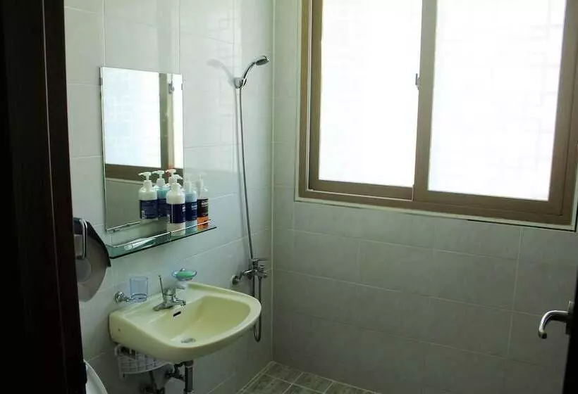 Majatalo Nabizam Motel