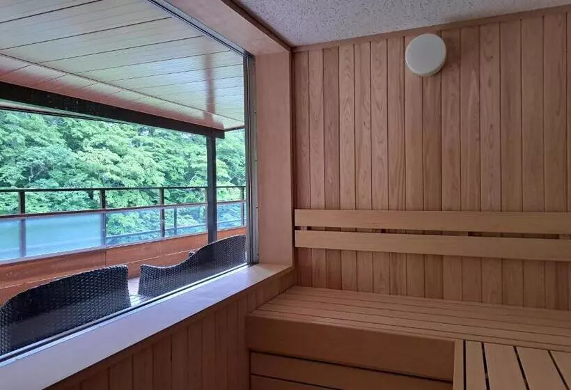 Shiobara Onsen Ryokan Kamiaizuya