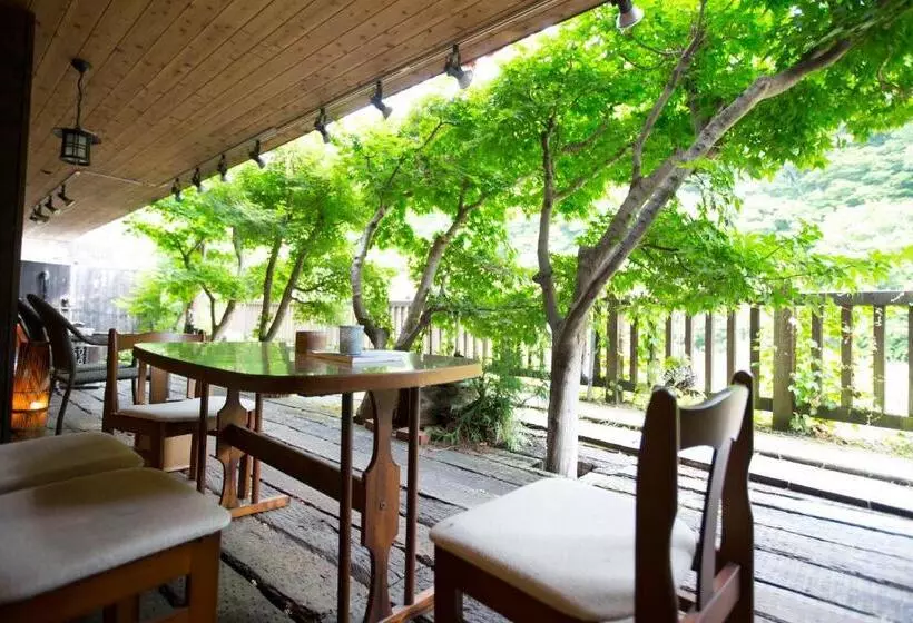 Shiobara Onsen Ryokan Kamiaizuya