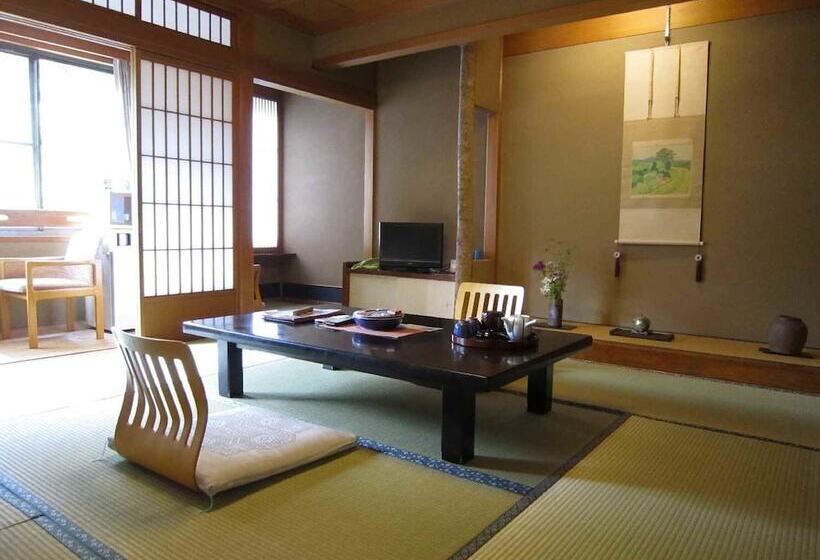 Tsutaya Ryokan