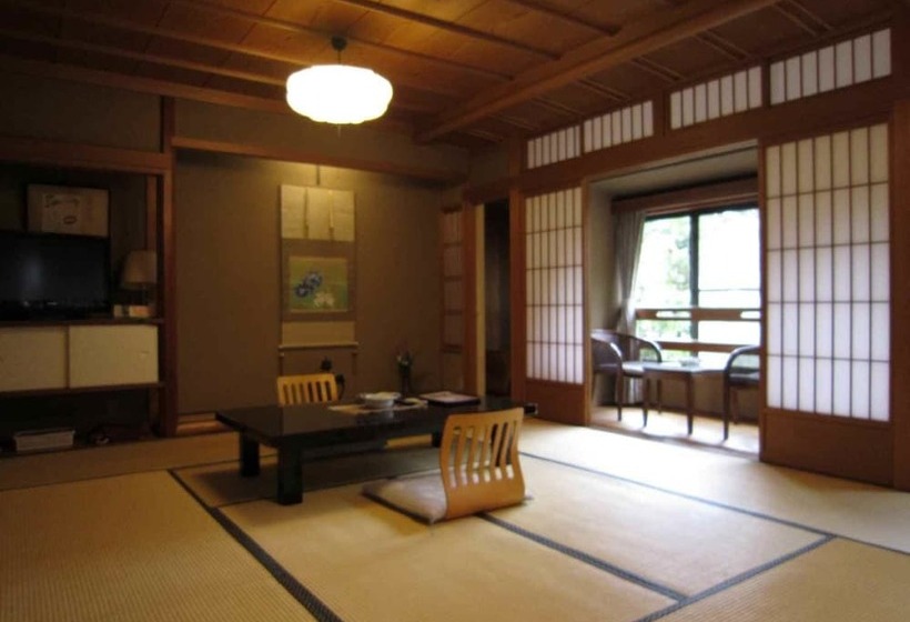 Tsutaya Ryokan