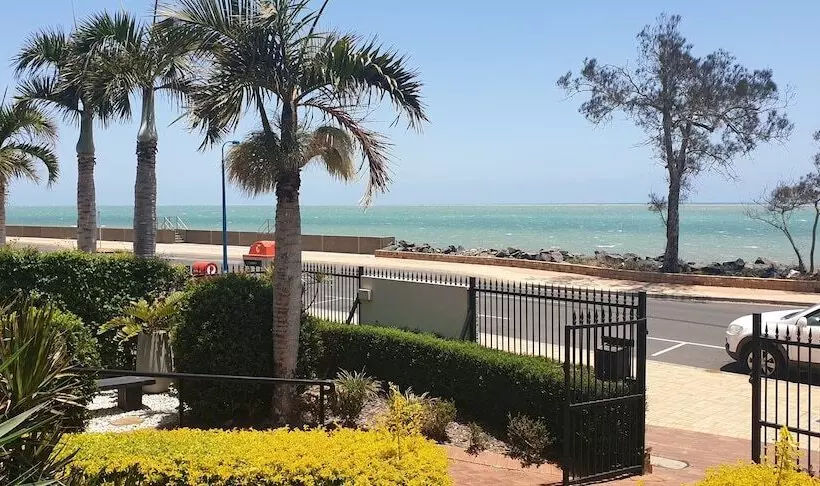 Santalina On Hervey Bay