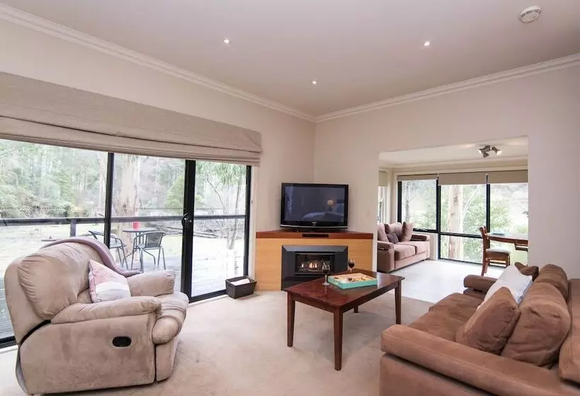 Toorongo River Sanctuary