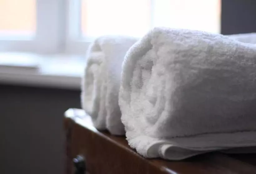 Aamiaismajoitus (B&B) The Old Talbot Hotel Milton Keynes