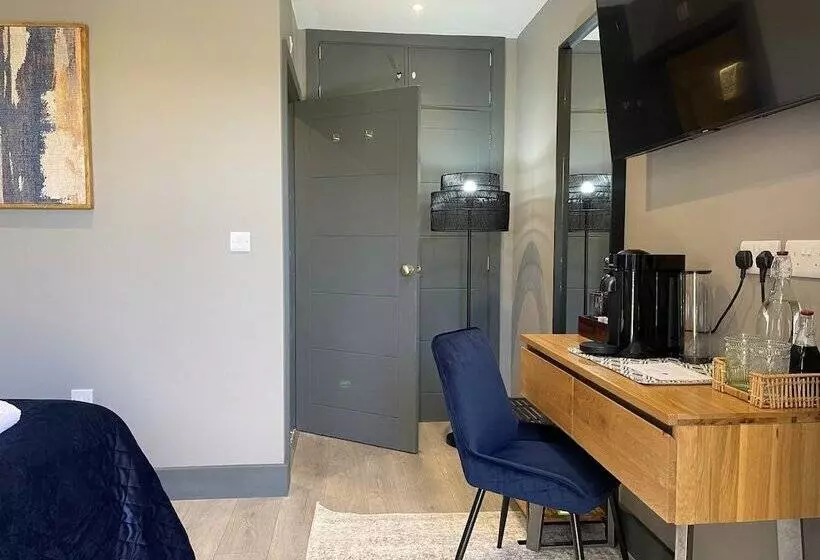 Aamiaismajoitus (B&B) The Old Talbot Hotel Milton Keynes