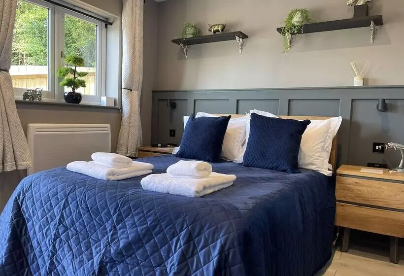 Aamiaismajoitus (B&B) The Old Talbot Hotel Milton Keynes