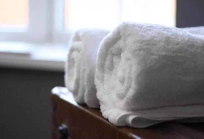 Aamiaismajoitus (B&B) The Old Talbot Hotel Milton Keynes