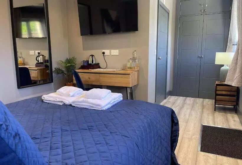 Aamiaismajoitus (B&B) The Old Talbot Hotel Milton Keynes