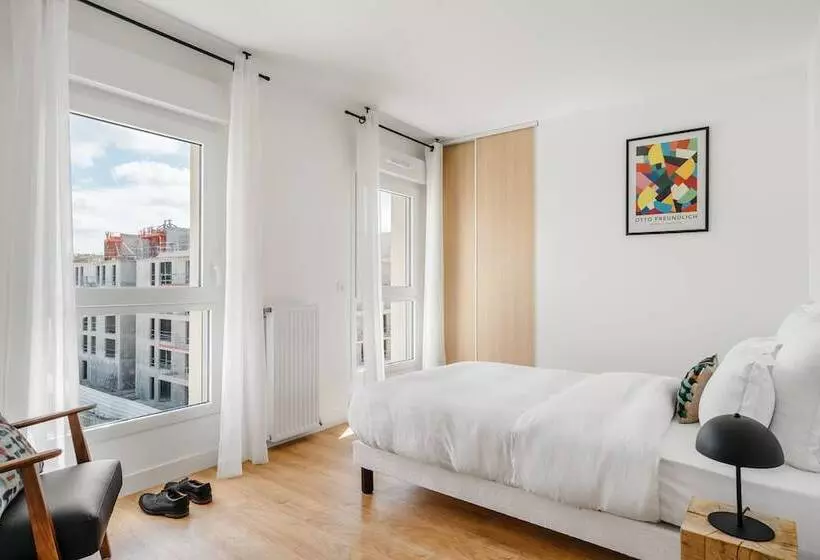 Edgar Suites   Meudon La Forêt