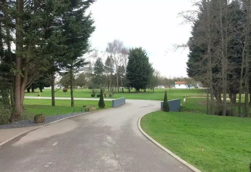 ホテル 2 Bed Luxury Lodge With Hot Tub Allerthorpe York
