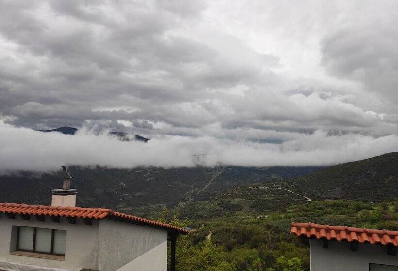 בית מלון כפרי Ampelos