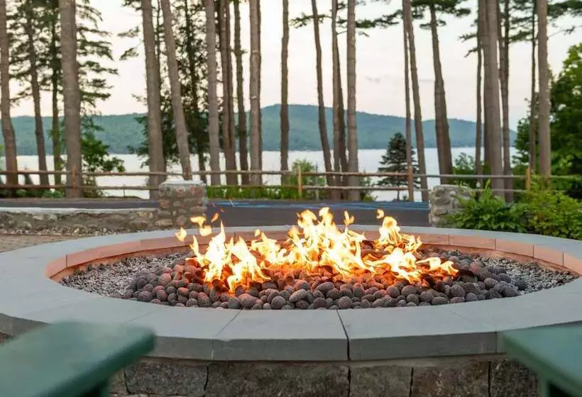 ホテル Lodge At Schroon Lake