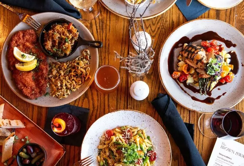 ホテル Lodge At Schroon Lake