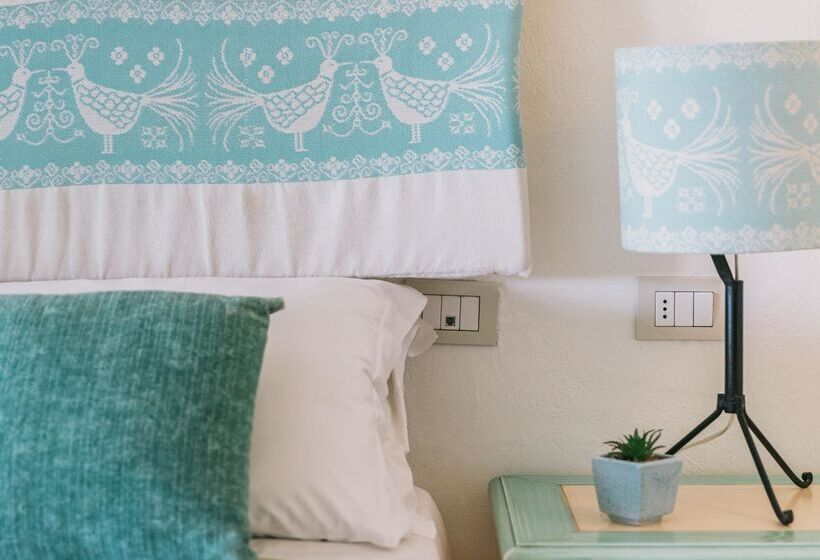 בית מלון כפרי Mclub Del Golfo