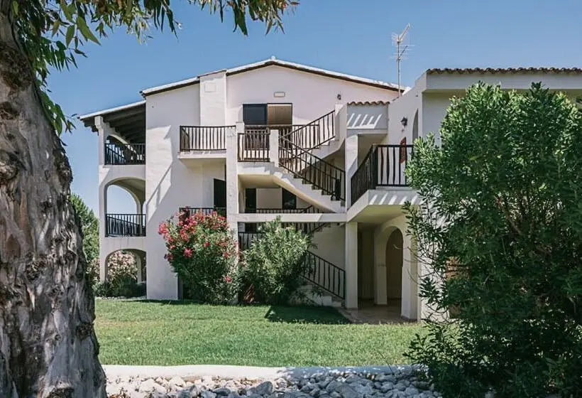 Отель Mclub Del Golfo