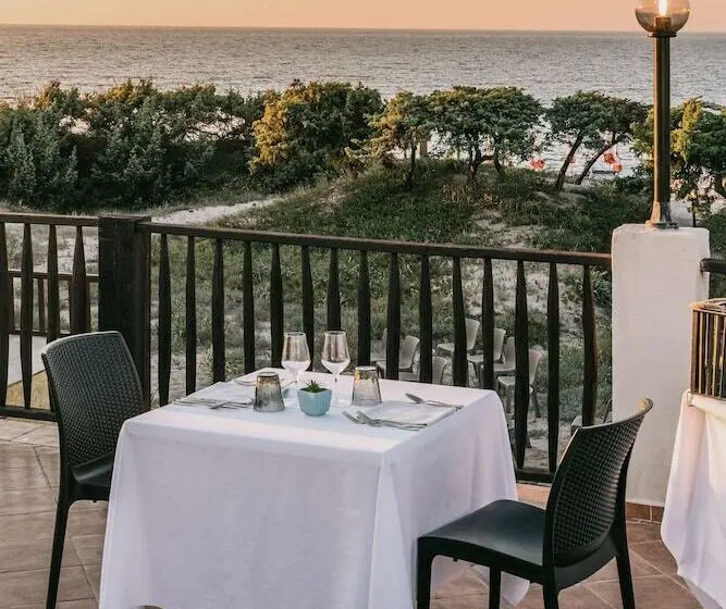 Отель Mclub Del Golfo