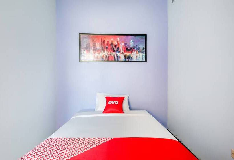 בית מלון כפרי Reddoorz Syariah Near Rsud Tuban