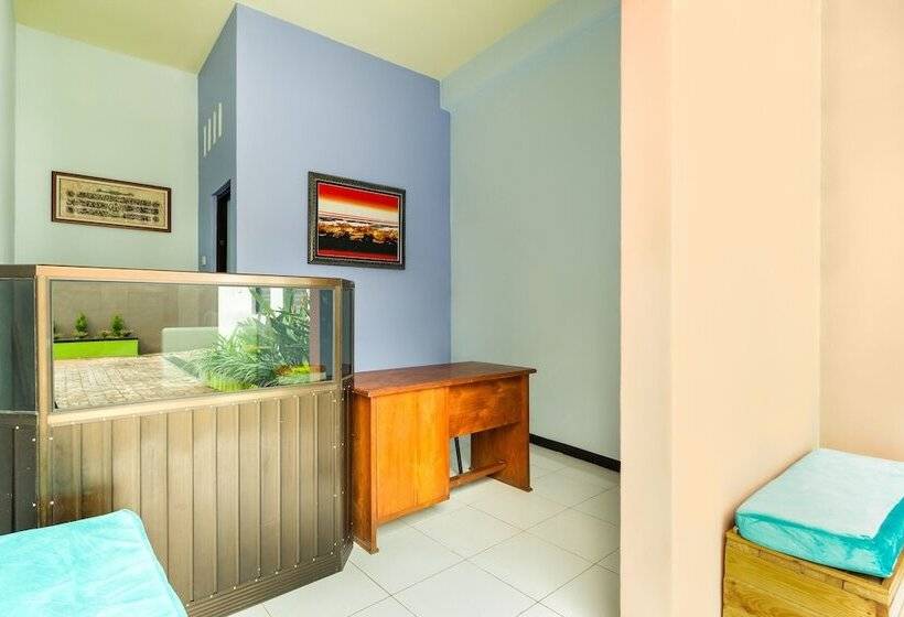 בית מלון כפרי Reddoorz Syariah Near Rsud Tuban