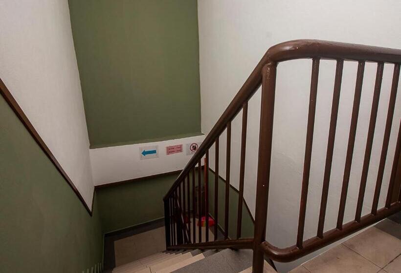 فندق Oyo 90059 Ltk Home