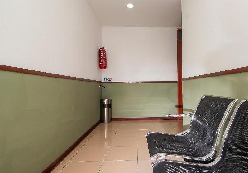 فندق Oyo 90059 Ltk Home