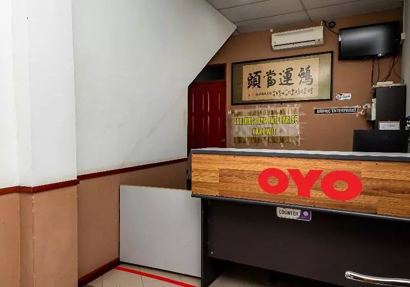 ホテル Oyo 90059 Ltk Home