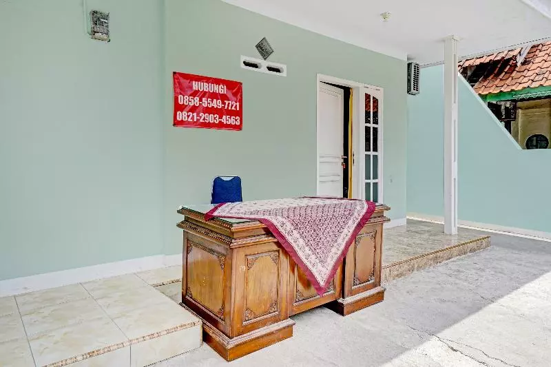 ホテル Oyo 90571 Dewi Guest House Syariah