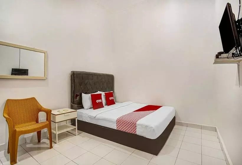 Hotelli Oyo 91055 Homestay Syariah