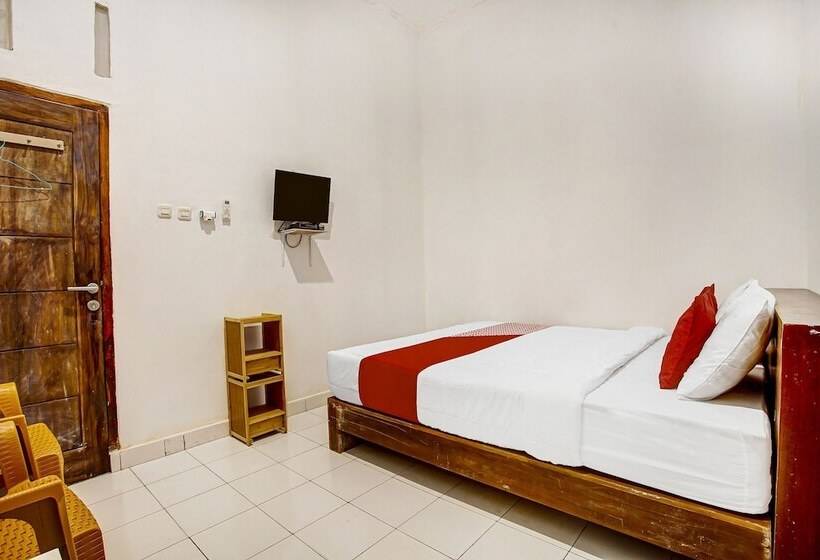 Отель Oyo 91055 Homestay Syariah