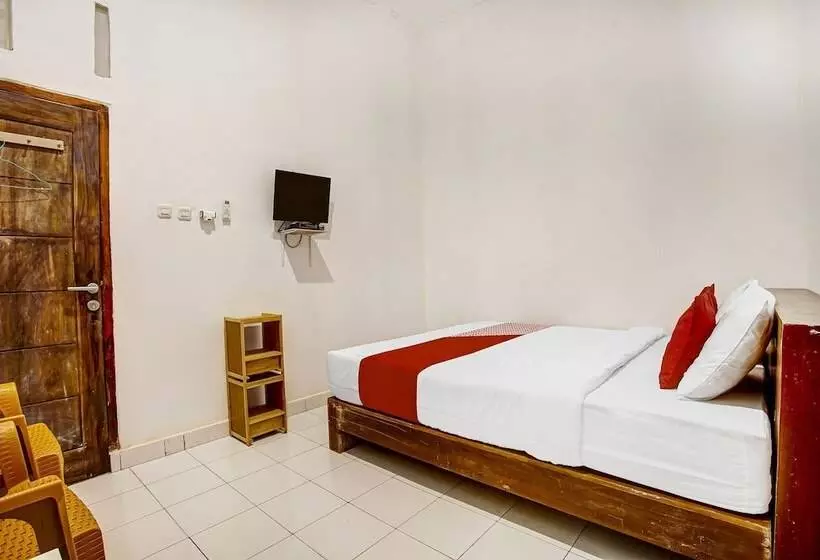 Hotelli Oyo 91055 Homestay Syariah