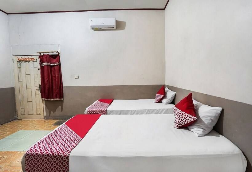 호텔 Oyo 91184 Penginapan Indah Permai