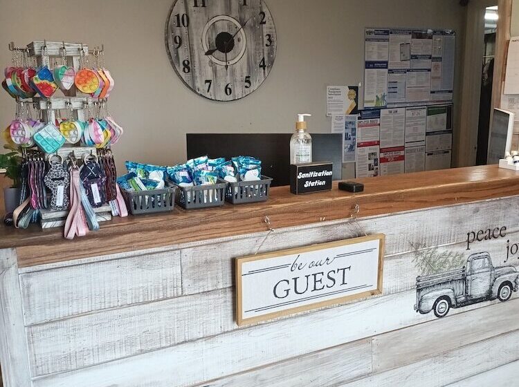 فندق على الطريق Country Inn Of Shelby