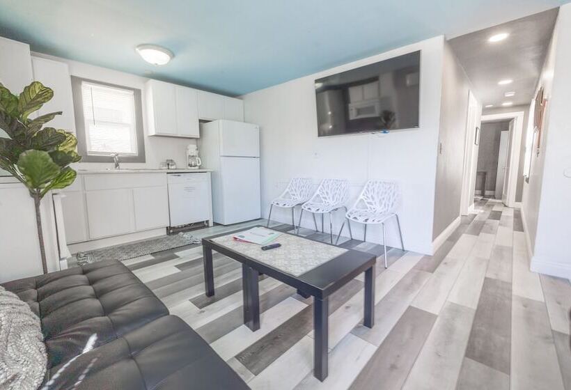 膳宿费 The Nest Apt A