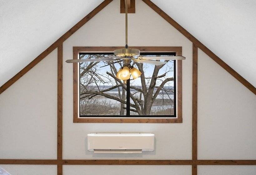 Windjammer Cottage   Branson