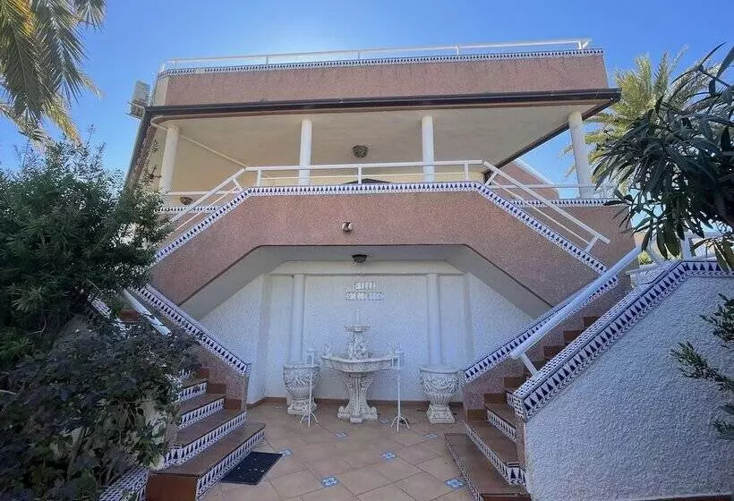 Aamiaismajoitus (B&B) Anna S Garden