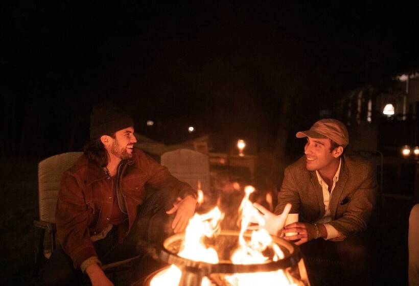 민박 Saturn S Return