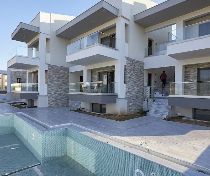 Greystone Apartments