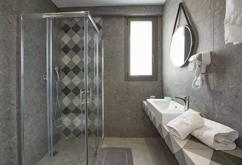 Greystone Apartments