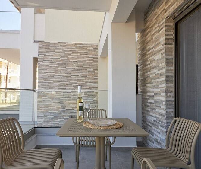 Greystone Apartments